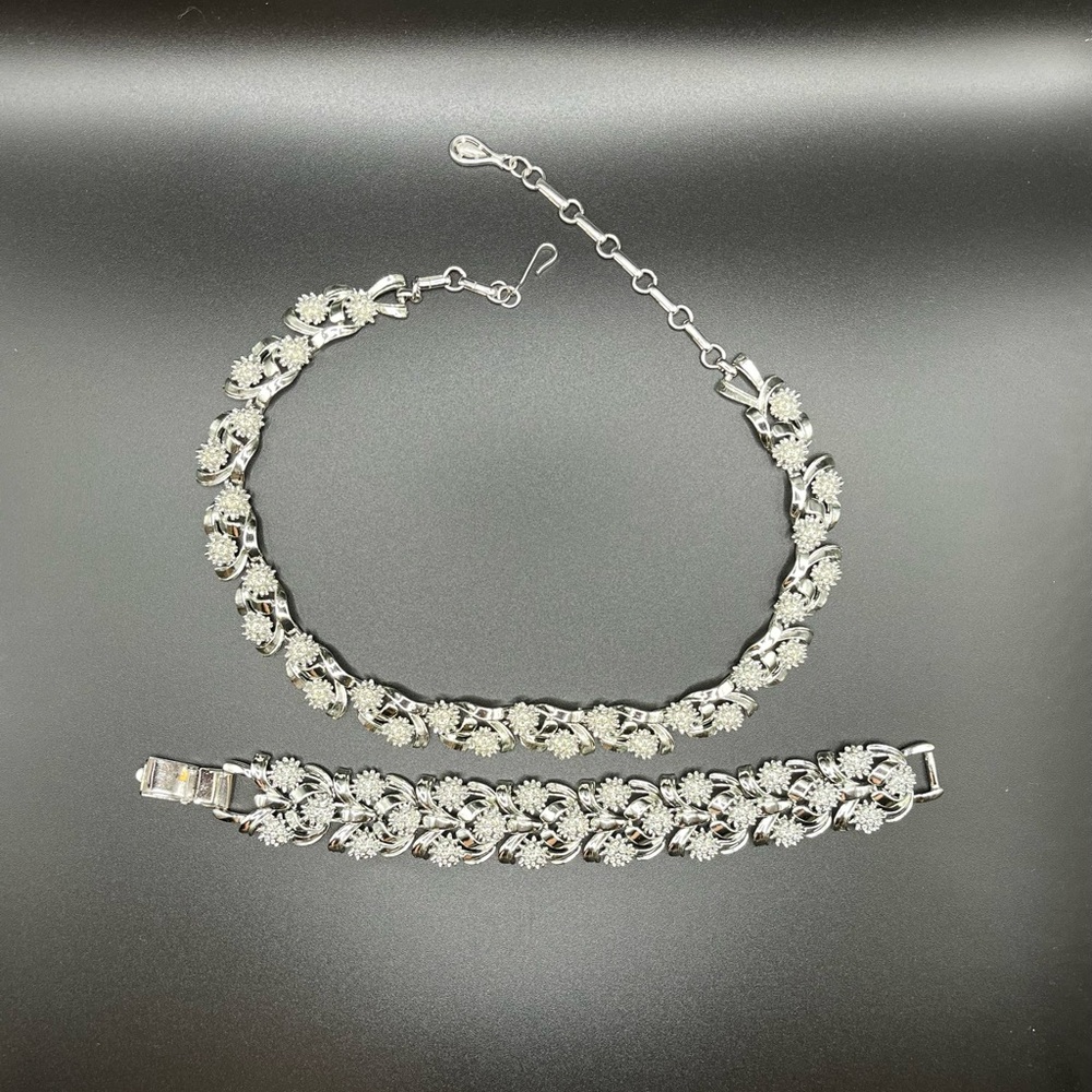 Coro Necklace and Bracelet Set